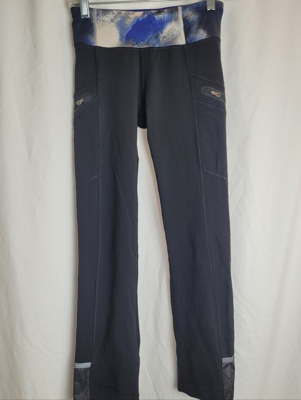 Lululemon Black Cropped Running Leggings with Zipper Pocket Reflective - Size 4